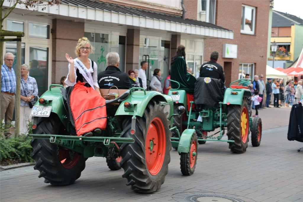 Auch einige Oldtimerfreunde gaben sich anlässlich der Krönung die Ehre. 