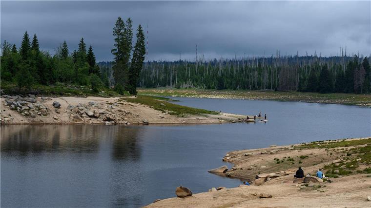 Wetter bremst Tagestourismus - Buchungslage dennoch gut Auch im Harz richten sich viele Tagesurlauber etwa für Wanderungen nach dem Wetter - und das war zuletzt oft eher wechselhaft. (Archivbild)