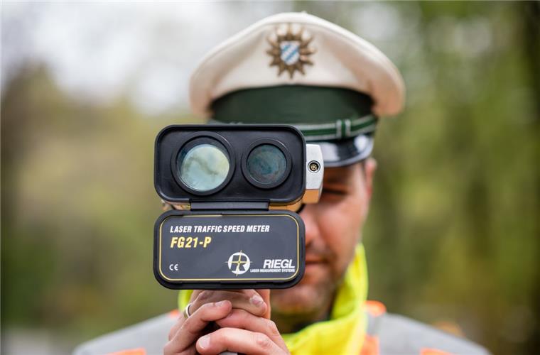 Achtung, Autofahrer: Hier blitzt es nächste Woche in Zeven und umzu Auch im Landkreis Rotenburg wird in der kommenden Woche wieder fleißig geblitzt.
