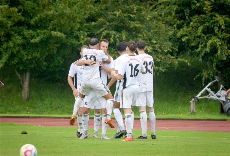 Sauber! OSC putzt den amtierenden Champion vom Platz Auch im zweiten Heimspiel der Saison behielten die Kicker des OSC die Punkte in Bremerhaven.