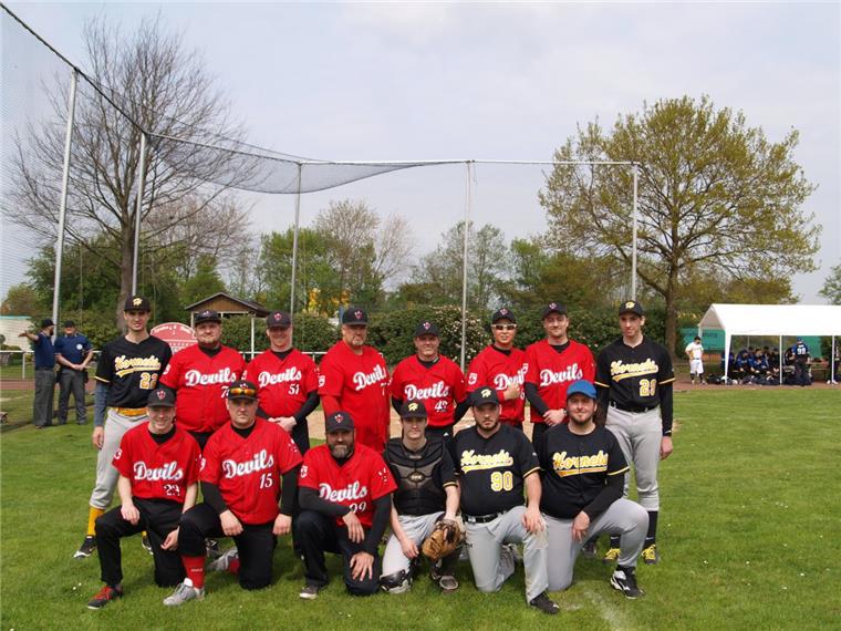 Baseball: Spaden führt Spielgemeinschaft mit Oldenburg fort Auch in der kommenden Saison wollen die Teufel und die Hornissen zusammenarbeiten.