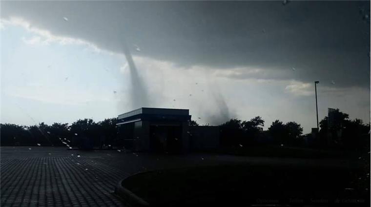 Tornado in SH: So stürmte es im Norden Auch in der Nähe von Flensburg tobten am Sonntagabend Tornados.