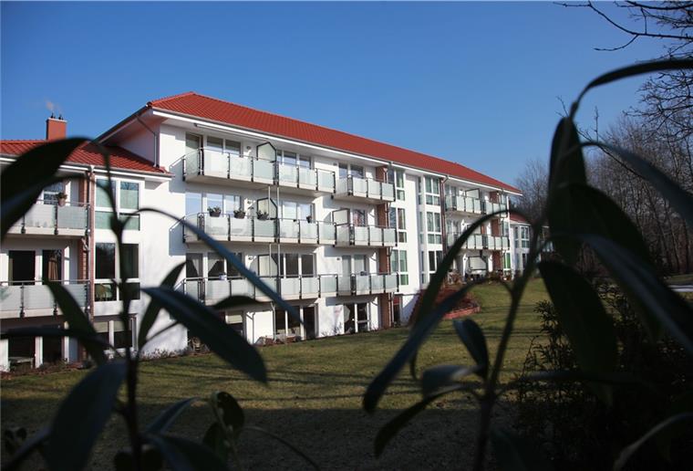 In Spaden wird fleißig gebaut Auch in Nordholz hat Stefan Polzin bereits Wohnraum für Senioren geschaffen. Nun will er ein ähnliches Projekt in Spaden umsetzen.