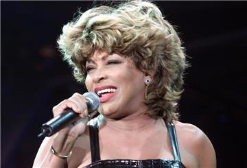 Auch weit nach ihrem Tod begeistert die Musik von Tina Turner die Fans. (Foto aus dem Jahr 2000)