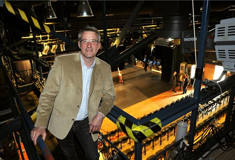 Bremerhaven: Kultur kommt per Livestream ins Haus Auch wenn die Sitzreihen leerbleiben: Jörg Göddert, Leiter des Theaters im Fischereihafen, plant einen Kulturgruß per Livestream.