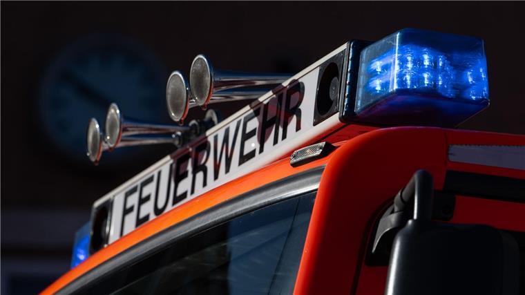 Brand auf Recyclinghof im Landkreis Goslar Auf dem Außengelände eines Entsorgungsunternehmens für Elektro-Schrott im Landkreis Goslar ist ein Brand ausgebrochen. (Symbolbild)