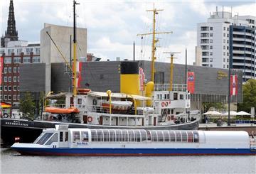 Auf dem Fahrgastschiff „Hein Mück“ ist am Montag ein Feuer ausgebrochen.