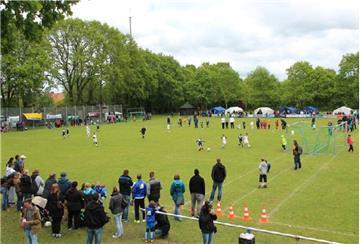 Auf dem Sportplatz in Surheide gibt es zu Pfingsten beim Jugendfußballturnier wieder viel attraktiven Ballsport zu sehen.