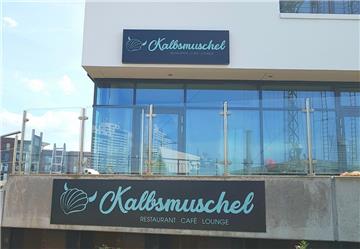 Auf dem Weserdeich soll schon bald die "Kalbsmuschel" eröffnen.