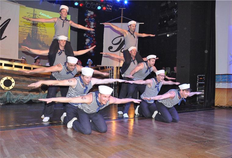 Kein Karneval in Nordenham, Burhave und Eckwarden Auf den Auftritt des Männerballetts werden die Nrdenhamer im nächsten Jahr verzichten müssen. Wegen Corona ist der Ellwürder Karneval abgesagt worden.
