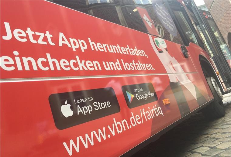 Neues E-Ticket macht Fahren mit Bus und Bahn einfach Auf den Bussen im Gebiet des Verkehrsverbundes Niedersachsen/Bremen wird für die neue App geworden.
