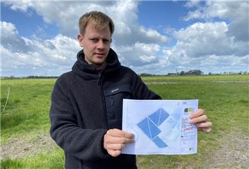 Auf den Weideflächen rund um seinen Hof in Coldewärf möchte der 34-jährige Christoph Geil einen Solarpark errichten. Der soll auf etwa 40 bis 60 Hektar entstehen, ob und wie das umgesetzt werden kann, entscheidet aber die Kommunalpolitik.