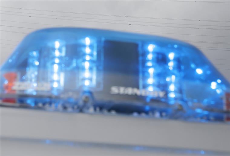 B71: Unfall mit Leichtverletzten in Stinstedt Auf der B71 hat es gekracht.