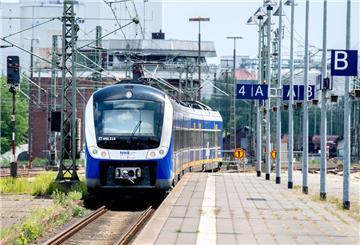 Zug Bahnhof