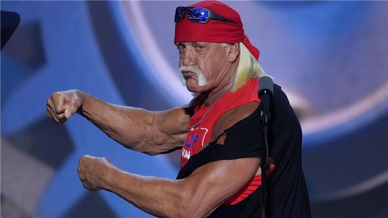 Hulk Hogan heizt Publikum bei Republikaner-Parteitag an Auf der Bühne beim Parteitag der Republikaner ist Hulk Hogan ein bejubelter Stargast.