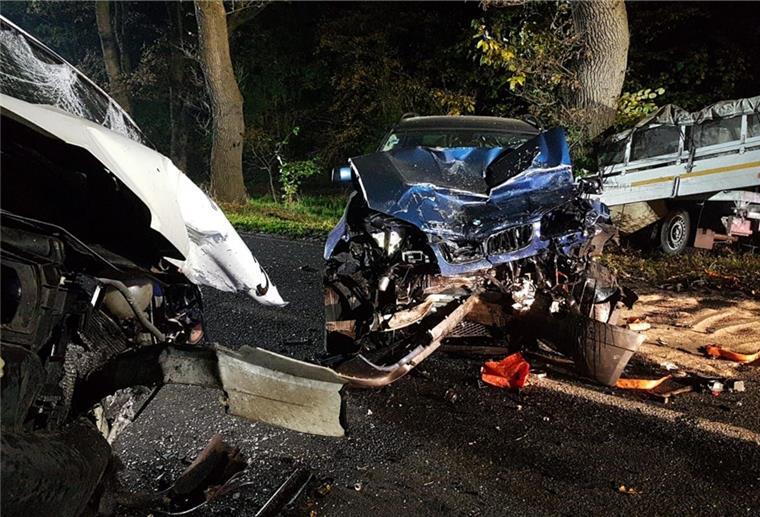Hainmühlen: Vier Schwerverletzte bei Verkehrsunfall Ein Verkehrsunfall