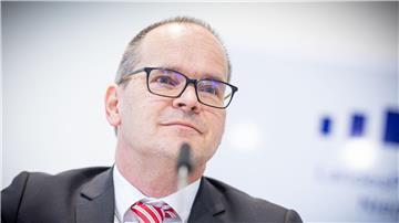 Auf einem nationalen Stahlgipfel gäbe es viel zu besprechen, sagt Wirtschaftsminister Tonne. (Archivbild)