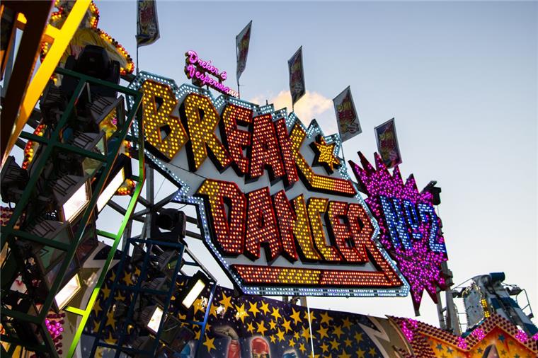 Am Freitag wieder Feuerwerk auf dem Frühjahrsmarkt in Bremerhaven Auf geht's zum Frühjahrsmarkt.