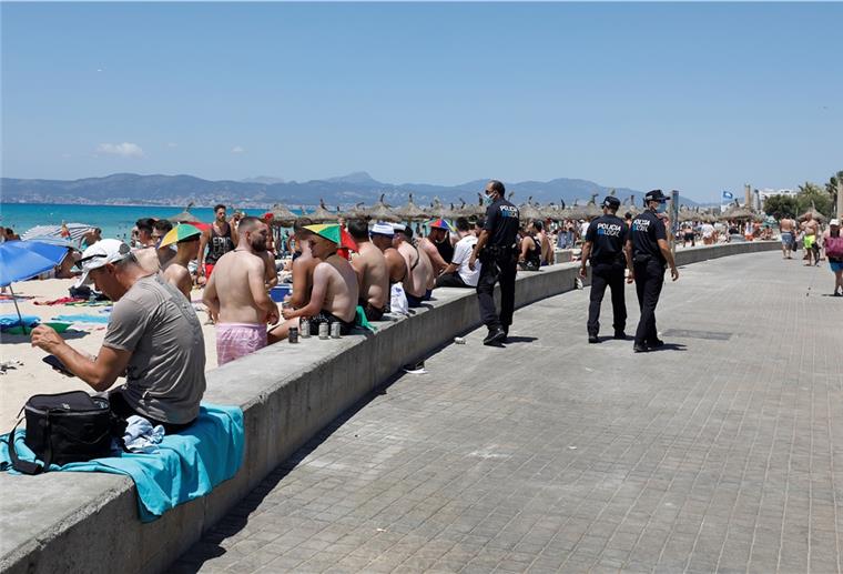 Auf Mallorca müssen Party-Fans wieder mit Einschränkungen rechnen.