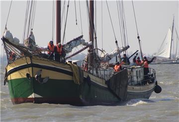 Auf Segelschiffen verbringen Hunderte Konfirmanden aus dem Kirchenkreis Wesermünde seit 2005 unvergessliche Tage auf dem IJsselmeer. 2022 soll die „Flotte“ wieder in See stechen.