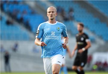 Auf seinen gewohnten Alltag als Fußball-Profi muss Clemens Schoppenhauer zurzeit verzichten. Beim Chemnitzer FC, für den der Loxstedter seit Sommer spielt, ist wegen der Corona-Krise Kurzarbeit angesagt.