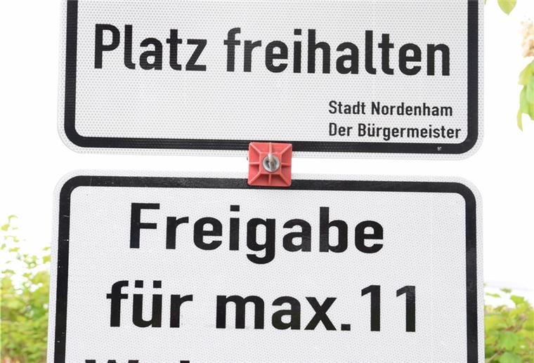 Wohnmobile bevölkern die Wesermarsch Aufgrund der corona-bedingten Auflagen dürfen Wohnmobilstellplätze in Niedersachsen derzeit nur 50 Prozent auslasten.