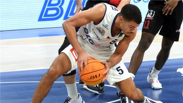 Die Eisbären müssen in der Pause an vielen Schrauben drehen Aufgrund seiner Hüftprobleme hat Jarelle Reischel einige Spiele verpasst. Er ist nicht der einzige Leistungsträger, der bei den Eisbären noch seinen Rhythmus sucht.