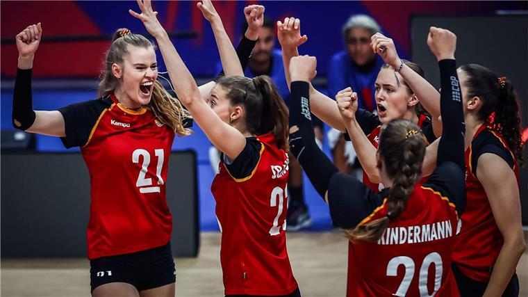 Deutschland gewinnt Auftakt in Volleyball-Nationenliga Auftakterfolg für die deutschen Volleyballerinnen in der Nationenliga.