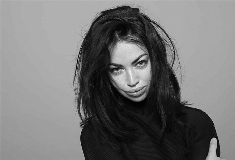 Dieser Musikstar kommt zur Saisoneröffnung nach Helgoland Aura Dione tritt im auf Helgoland auf.