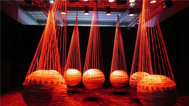 Eintauchen, Aufblasen, Abdrücken: Kunst für die Selfie-Ära? Aus der Ausstellung „Euphoria“ im Ballon-Museum in Paris.