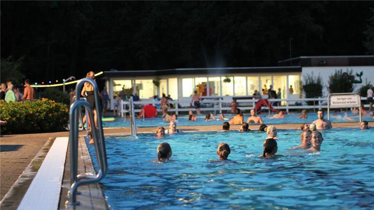 Achtung, Badefans! Ab Juli bleibt das Ummelbad einen Tag pro Woche zu Menschen in einem Freibad. Aus organisatorischen Gründen: Das Ummelbad Hepstedt bleibt mittwochs geschlossen.