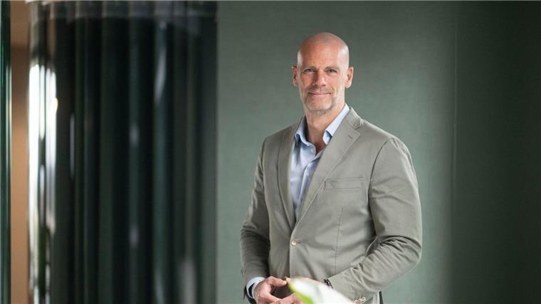 Autoexperte Constantin Gall von EY analysiert die Herausforderungen der Zulieferindustrie. (Archivbild)