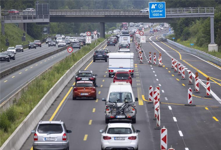 Ferienbeginn, Hurricane Festival und EM: Hier kann es sich am Wochenende stauen Autofahrer aufgepasst: Am Wochenende kann es sich auf den Straßen in der Region stauen.