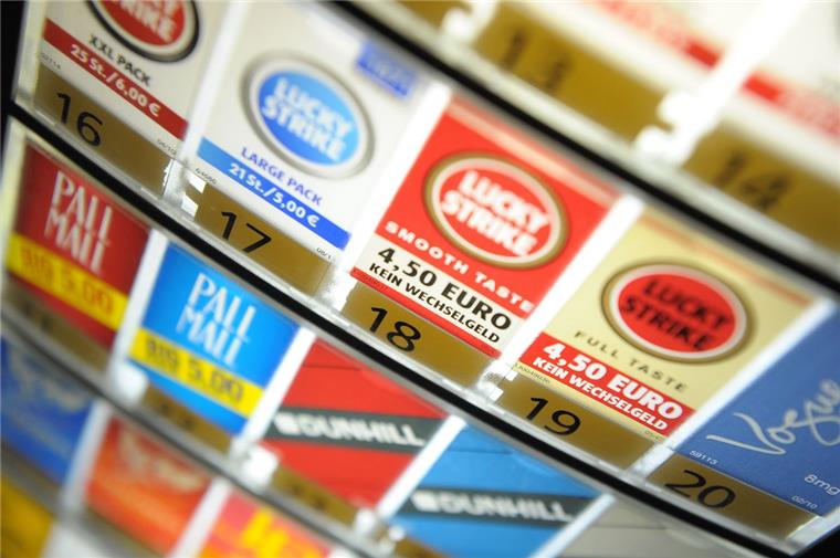 Polizei überrascht Automaten-Knacker in Grünhöfe Automaten-Knacker sind in Bremerhaven-Grünhöfe nicht weit gekommen.