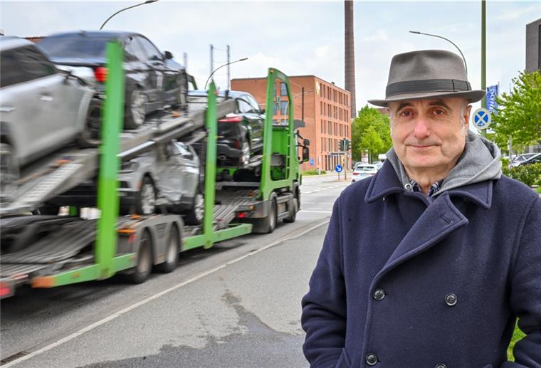 Autotransporter sind die schlimmsten Krachmacher, vor allem, wenn sie nicht beladen sind. Wenn die über die wellige Barkhausenstraße rumpeln, ist an Schlaf nicht zu denken, sagt Ralf Ekrowski.