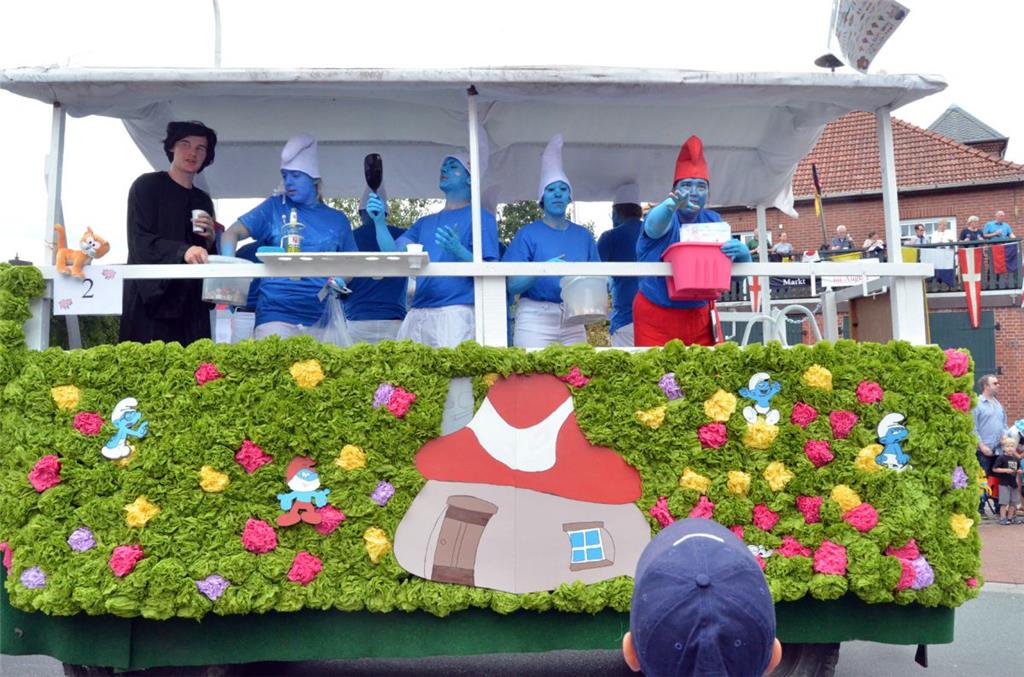 Auweiha .... Die Schlümpfe kommen. Foto: Schmonsees