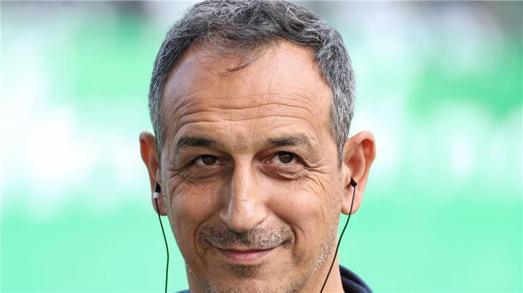 Fürth trennt sich von Trainer und Manager Azzouzi arbeitete in der Summe mehr als zwei Jahrzehnte für Fürth.