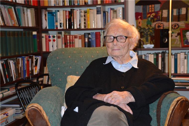 Aufregendes Leben: Erdmuthe Breyer aus Bad Bederkesa wird 100 Bad Bederkesa: Erdmuthe Breyer feiert am Freitag ihren 100. Geburtstag.