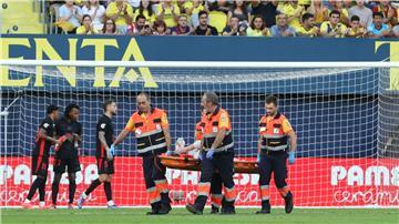 Barcelonas Torwart Marc-André ter Stegen hat sich schwer verletzt.