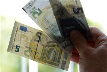 Echter Fünf-Euro-Schein mit Wasserzeichen. 