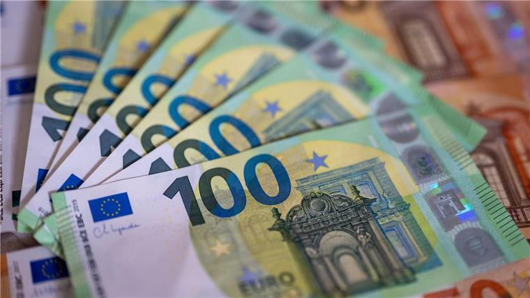 Regionale Kaufkraft: Diepholz und Harburg schlagen Wolfsburg Bargeld - nicht überall ist es gleich viel wert. (Archivbild)