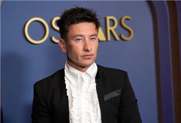 Barry Keoghan kommt zur Verleihung der Ehren-Oscars im Dolby Theatre in Los Angeles.