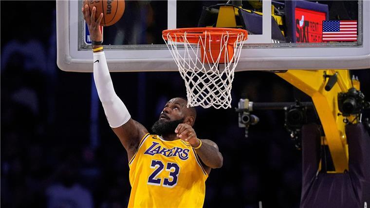 So wertvoll wie kein anderes Team: Lakers vor Rekordverkauf Basketball-Superstar LeBron James und die Los Angeles Lakers sollen einen neuen Eigentümer bekommen.