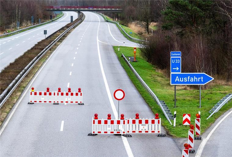 A7-Wochenendsperrung bei Hamburg: Geduld für Autofahrer gefragt Bauarbeiten verursachen Umleitungen rund um Hamburg.