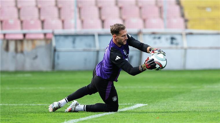Baumann gegen Bosnien-Herzegowina im DFB-Tor Baumann hatte im Oktober sein Länderspieldebüt gefeiert.