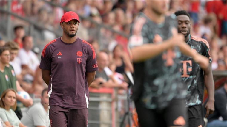 Münchner Kane und Palhinha treffen bei Generalprobe Bayern-Trainer Vincent Kompany beobachtet ganz genau.