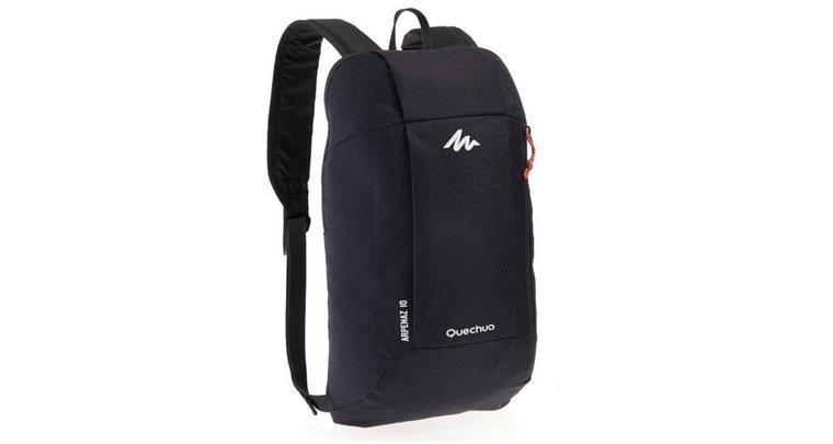 Bei Decathlon Bremerhaven bekommen Kunden noch bis Ostersamstag einen ab einem Einkaufswert von 10 Euro einen Rucksack geschenkt. 