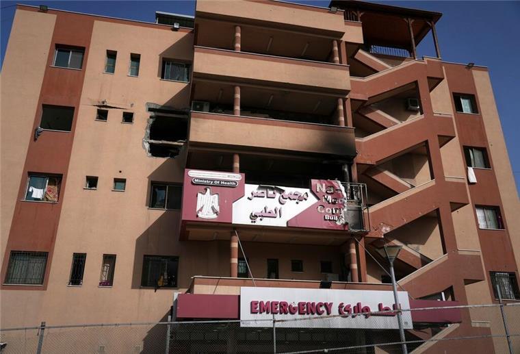 Netanjahu kündigt Gaza-Offensive „in kommenden Tagen“ an Bei dem nächtlichen Angriff wurde das Nasser-Krankenhaus in Chan Junis beschädigt.