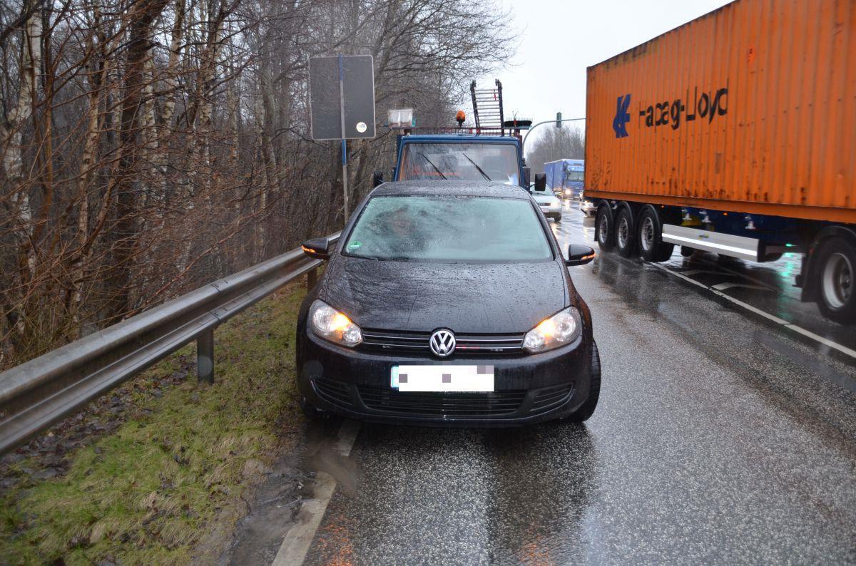 Bremerhaven: Kollision auf der Cherbourger Straße Bei dem Unfall auf der Cherbourger Straße entstand Blechschaden.