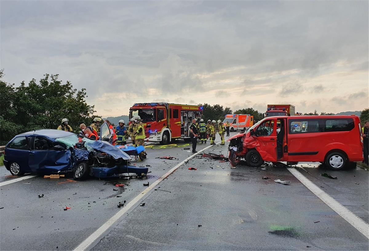 Das Bild zeigt die Unfallstelle am Autobahnzubringer zur A27.